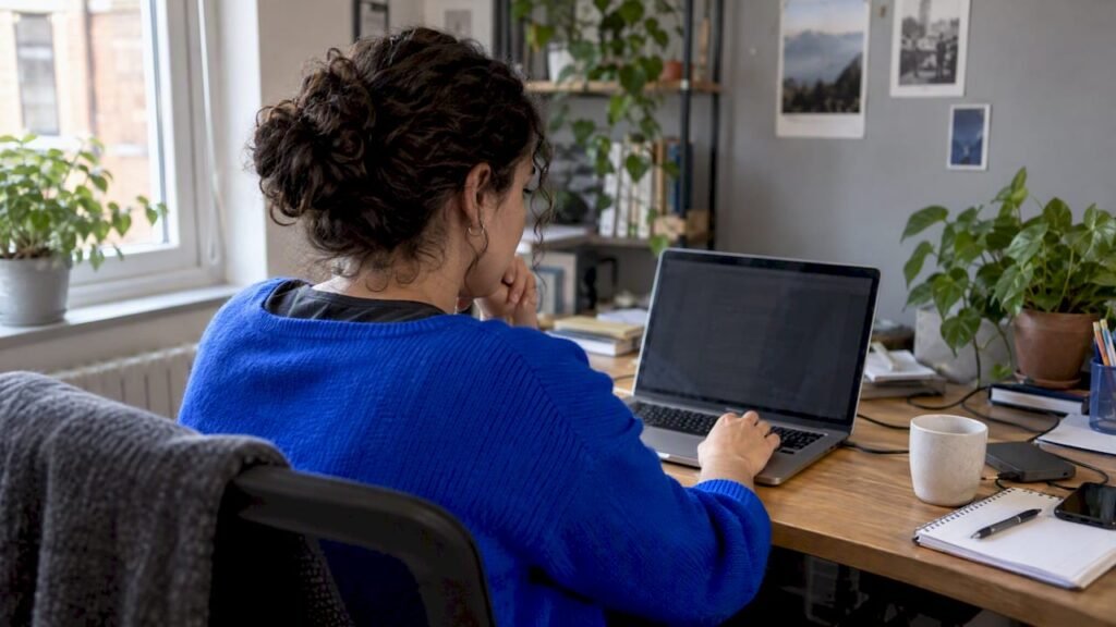 Editor reviewing a localized affiliate page